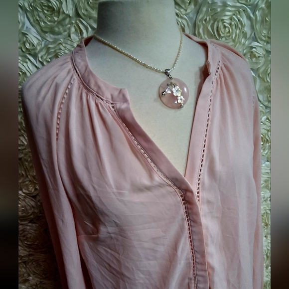 Ava & Viv Tops - Ava & Viv Soft Pink Top